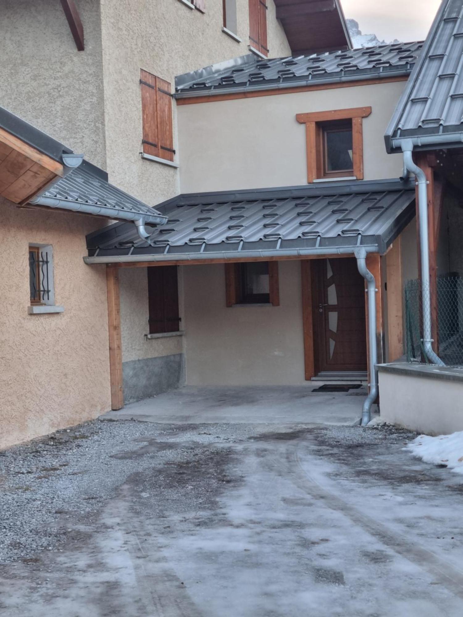 Maison + Jardin Vue Sur Les Montagnes Barcelonnette Luaran gambar