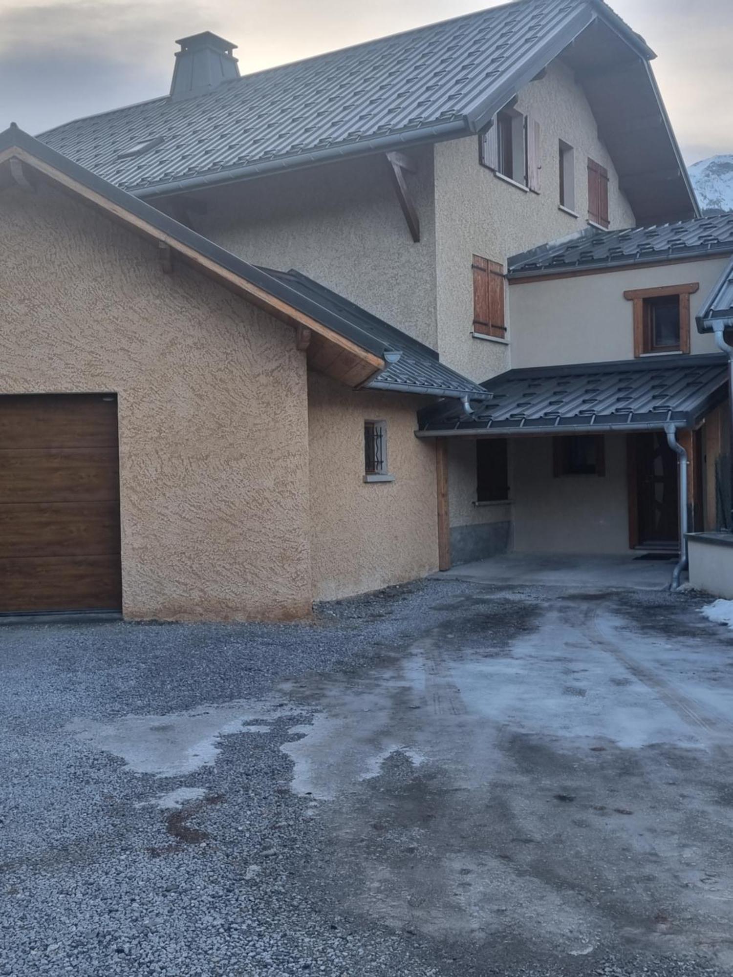 Maison + Jardin Vue Sur Les Montagnes Barcelonnette Luaran gambar